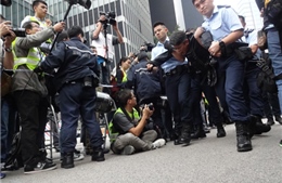 Gần 1.000 người Hong Kong bị bắt vì &#39;Chiếm Trung tâm&#39;