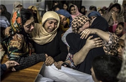 Nỗi đau tột cùng sau vụ thảm sát trường học Pakistan