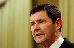 Australia bất ngờ thay Bộ trưởng Quốc phòng 