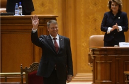 Tân Tổng thống Romania tuyên thệ nhậm chức 