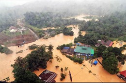 Hàng trăm nghìn người Malaysia phải sơ tán lũ lụt