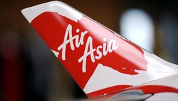 Thêm một máy bay của AirAsia gặp trục trặc