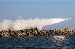 Iran thử thành công hệ thống tên lửa phòng thủ bờ biển