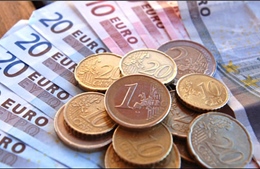 Đồng euro còn suy yếu trong năm 2015 