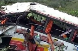 Tai nạn xe khách nghiêm trọng ở Ecuador
