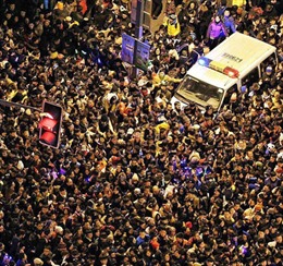 35 người chết vì giẫm đạp đón Năm mới tại Thượng Hải