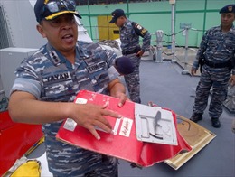 Sóng ngầm cản trở tìm kiếm máy bay QZ8501 