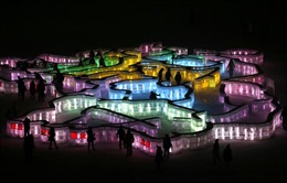 Rực rỡ thành phố băng ở Trung Quốc