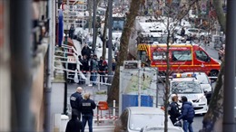 Lại nổ súng ở Paris, một cảnh sát thiệt mạng