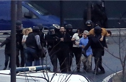 Tiêu diệt anh em sát thủ Charlie Hebdo, 4 con tin thiệt mạng