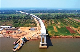 Campuchia hoàn thành cầu dài nhất bắc qua sông Mekong 