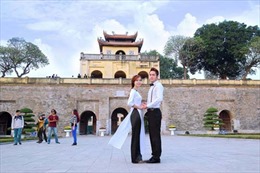 Tình yêu Hà Nội trong những bức ảnh cưới