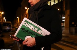 Ai Cập, Senegal cấm ấn phẩm mới của &#39;Charlie Hebdo&#39; 