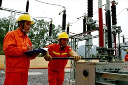 Đưa điện lưới ra 5 xã đảo huyện Vân Đồn 