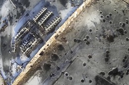 Sân bay Donetsk tan tành trong giao tranh dữ dội