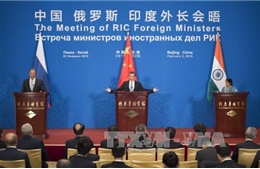 Ngoại trưởng Trung Quốc - Nga - Ấn Độ ra thông cáo chung