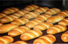 Bánh mì Ukraine đắt đột biến 