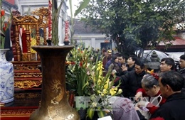 Phục dựng lễ rước kiệu Ngọc Lộ tại Lễ hội khai ấn Đền Trần