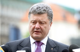 Tổng thống Ukraine cho biết sẵn sàng ủng hộ ngừng bắn