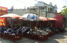 Khách hàng thờ ơ với 'xả hàng' cuối năm