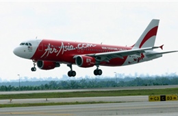 Máy bay của AirAsia quay đầu do sự cố 