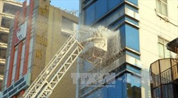 TPHCM: Đang cháy lớn tại tiệm massage cao tầng 