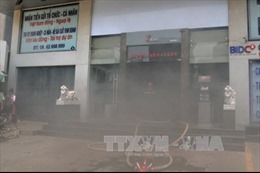 TPHCM: Cháy tại tầng hầm ngân hàng BIDC  