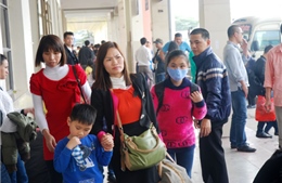 Bến xe Mỹ Đình nhộn nhịp mùng 2 Tết