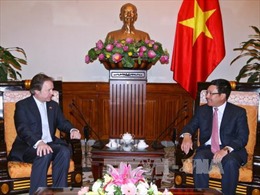 Phó Thủ tướng Phạm Bình Minh tiếp Quốc Vụ khanh Bộ Ngoại giao Anh 
