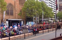 Hàng nghìn người tuần hành tại trung tâm Sydney 