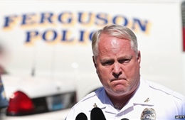 Cảnh sát trưởng Ferguson uống ‘viên thuốc khó nuốt&#39;