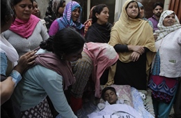 Đánh bom kép ở Pakistan làm 14 người chết
