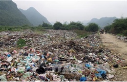 Rác thải gây ô nhiễm nghiêm trọng ở Điện Biên