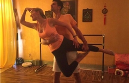 Novak Djokovic tập thể lực bằng cách… múa ba lê với vợ