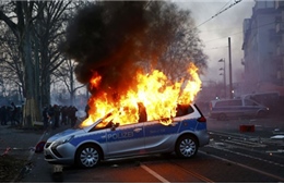 Bạo động tại Đức, hàng chục người bị thương