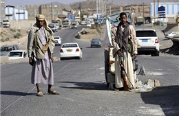 Phiến quân Houthi chiếm thành phố lớn thứ 3 Yemen