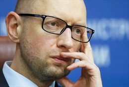 Ukraine: Đến lượt Thủ tướng Yatsenyuk mất chức?