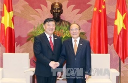 Chủ tịch Quốc hội tiếp Phó Chủ tịch Quốc hội Trung Quốc
