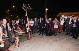 Đêm hội đoàn kết Nghị viện thế giới