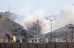 Phiến quân Houthi chiếm dinh tổng thống ở Aden 