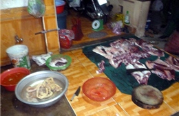 Đoàn kiểm tra liên ngành bị nhốt khi đang làm nhiệm vụ