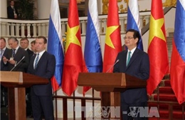 Thủ tướng Nguyễn Tấn Dũng hội đàm với Thủ tướng Medvedev