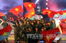 Hà Nội - Huế - TP Hồ Chí Minh: Nghĩa tình sắt son