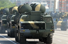 Nga bỏ lệnh cấm bán tên lửa S-300 cho Iran 