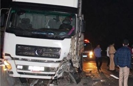 Hà Tĩnh: Xe tải đâm xe con, 2 người tử vong