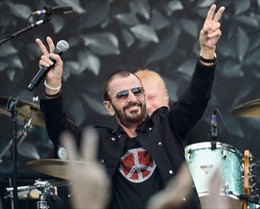 Ringor Starr được ghi tên vào Đại sảnh Danh vọng Rock&Roll