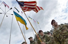Lính dù Mỹ bắt đầu huấn luyện Vệ binh Quốc gia Ukraine 