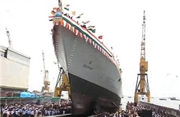 Ấn Độ hạ thủy tàu khu trục mới INS Visakhapatnam 