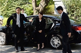 Nữ Bộ trưởng Nhật Bản thăm đền Yasukuni
