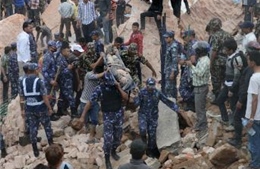 Động đất tại Nepal: Gần 1.500 người thiệt mạng, hàng nghìn người bị thương
